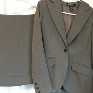 Women’s Brown Suit